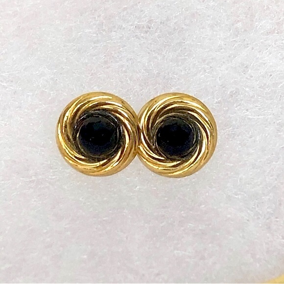 14k Gold Swirl Button and Onyx Cabochon Stud Vintage Earrings - Picture 2 of 10